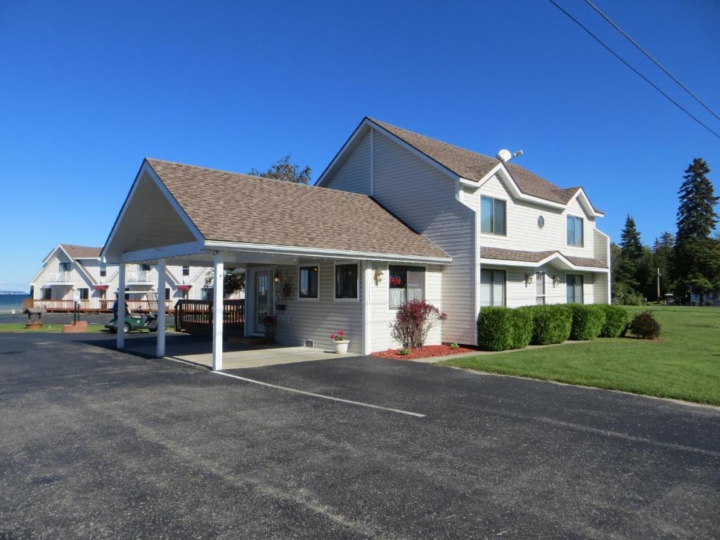 Bridgeview Motel Mackinaw City Exterior foto